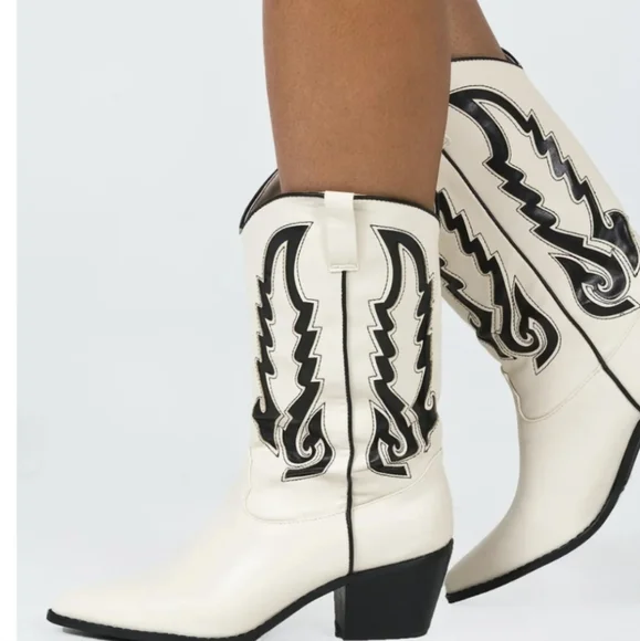 BILLINI Norva Western Boots ~ NEW